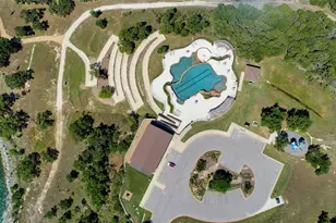 22207 Cape Travis Bnd, Lago Vista, TX 78645 - Photo 1