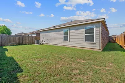 209 Continental Avenue, Liberty Hill, TX 78642 - Photo 33