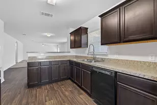 209 Continental Ave, Liberty Hill, TX 78642 - Photo 15