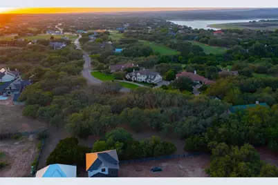 26039 Masters Parkway, Spicewood, TX 78669 - Photo 11