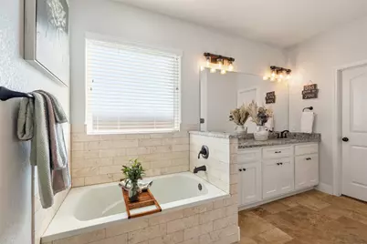 103 Les Lane, Smithville, TX 78957 - Photo 21