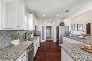 103 Les Ln, Smithville, TX 78957 - Photo 11