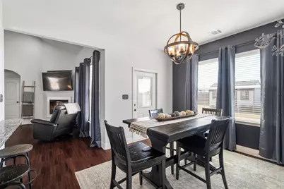 103 Les Lane, Smithville, TX 78957 - Photo 9