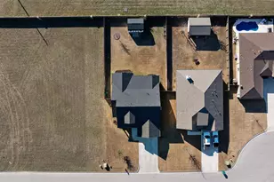 103 Les Ln, Smithville, TX 78957 - Photo 37