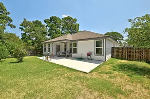 210 Tahitian Dr Dr, Bastrop, TX 78602 - Photo 27