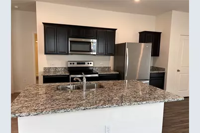 337 Wonderful Life Way, Jarrell, TX 76537 - Photo 5