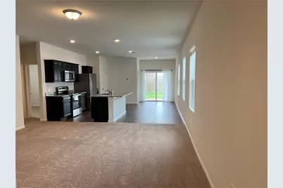 337 Wonderful Life Way, Jarrell, TX 76537 - Photo 3