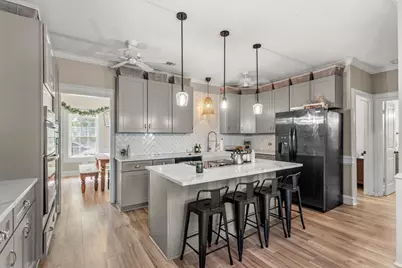 1007 Hidden Hills Drive, Dripping Springs, TX 78620 - Photo 7