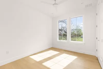 2910 E 4th, Austin, TX 78702 - Photo 29