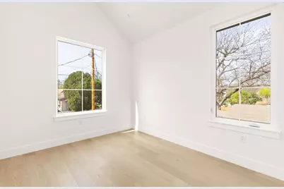 2910 E 4th, Austin, TX 78702 - Photo 27