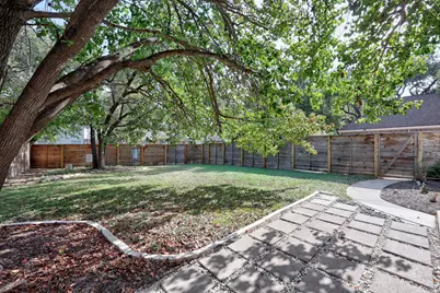 514 Oakwood Boulevard, Round Rock, TX 78681 - Photo 35