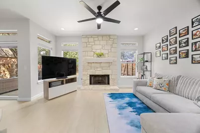 514 Oakwood Boulevard, Round Rock, TX 78681 - Photo 5