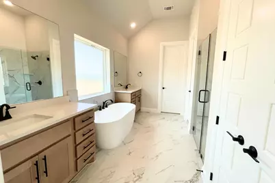 9605 Gladsome Path, Manor, TX 78653 - Photo 13