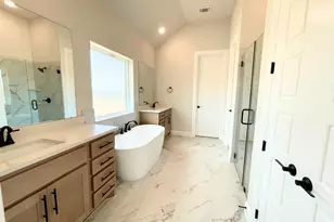 9605 Gladsome Path, Manor, TX 78653 - Photo 13