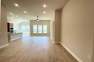 9605 Gladsome Path, Manor, TX 78653 - Photo 5