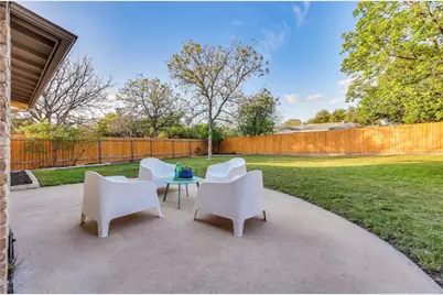 2504 Deerfoot Trail, Austin, TX 78704 - Photo 21