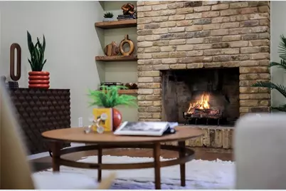2504 Deerfoot Trail, Austin, TX 78704 - Photo 5