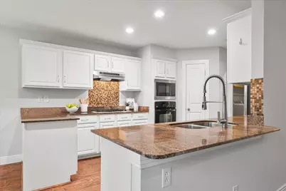 6868 Auckland Drive, Austin, TX 78749 - Photo 13