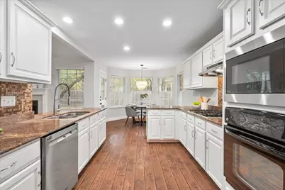 6868 Auckland Drive, Austin, TX 78749 - Photo 17