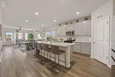 1646 Homestead Farms Drive, Round Rock, TX 78665 - Photo 7