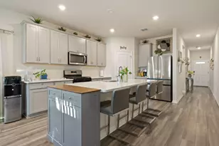 1646 Homestead Farms Dr, Round Rock, TX 78665 - Photo 5