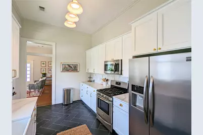 515 E 8th Street, Georgetown, TX 78626 - Photo 5