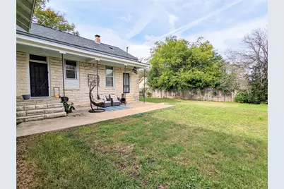 515 E 8th Street, Georgetown, TX 78626 - Photo 13