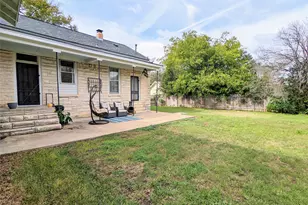 515 E 8th St, Georgetown, TX 78626 - Photo 13