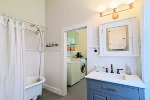 515 E 8th St, Georgetown, TX 78626 - Photo 9