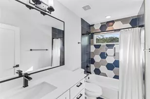 909 Philco Dr, Austin, TX 78745 - Photo 17