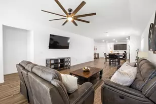 237 Escondido Cir, San Marcos, TX 78666 - Photo 9