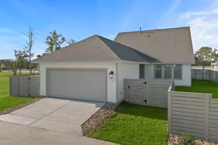 130 Adelton Blvd, Bastrop, TX 78602 - Photo 35