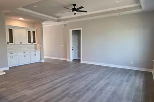 137 Waimanalo Ln, Bastrop, TX 78602 - Photo 7