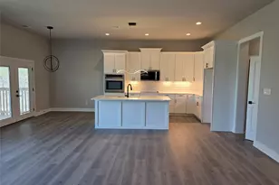 137 Waimanalo Ln, Bastrop, TX 78602 - Photo 5