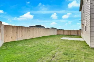 1008 Gray Fox Cove, Hutto, TX 78634 - Photo 17