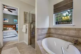 401 Valley Hill Dr, Point Venture, TX 78645 - Photo 23
