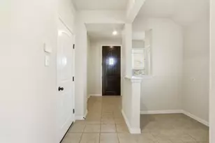 2035 Cowan, New Braunfels, TX 78132 - Photo 3