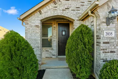 2035 Cowan, New Braunfels, TX 78132 - Photo 3