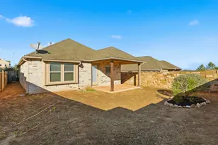 2035 Cowan, New Braunfels, TX 78132 - Photo 25