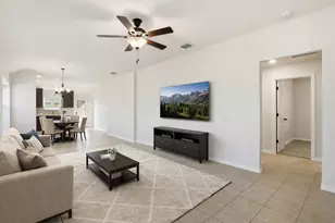 2035 Cowan, New Braunfels, TX 78132 - Photo 5