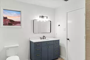 13816 Lakeview Dr, Austin, TX 78732 - Photo 31