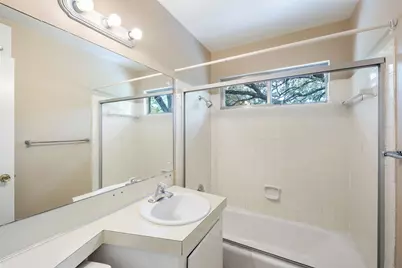 6704 Dubuque Lane, Austin, TX 78723 - Photo 15