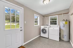 24801 Lakeview Dr, Spicewood, TX 78669 - Photo 17