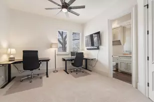 2002 Kinney Ave, Austin, TX 78704 - Photo 19