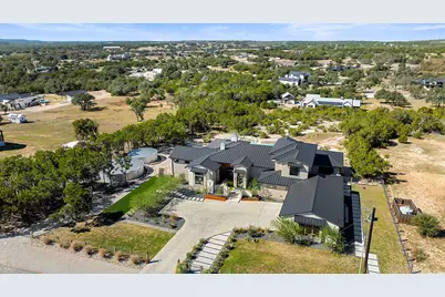 400 Medlin Creek Loop, Dripping Springs, TX 78620 - Photo 3