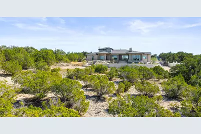 400 Medlin Creek Loop, Dripping Springs, TX 78620 - Photo 35