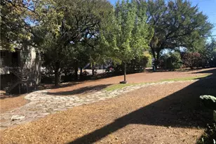 1514 Parker Ln, Austin, TX 78741 - Photo 15