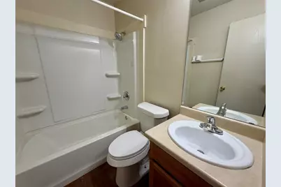 1510 S Medina Street #B, Lockhart, TX 78644 - Photo 15