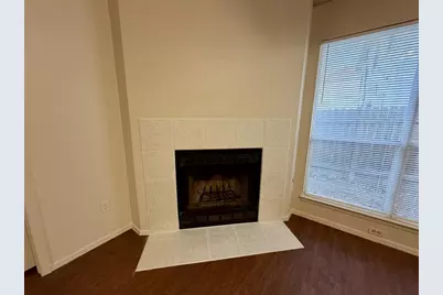 1510 S Medina Street #B, Lockhart, TX 78644 - Photo 7