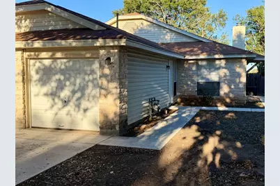 1510 S Medina Street #B, Lockhart, TX 78644 - Photo 3